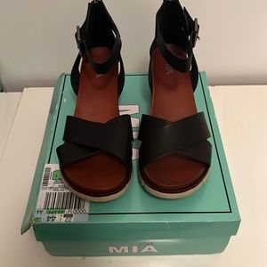 Open Toe Faux Leather Wedges Size 9